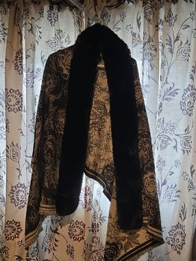 Vince Camuto Black Floral Wrap with Faux Fur Trim